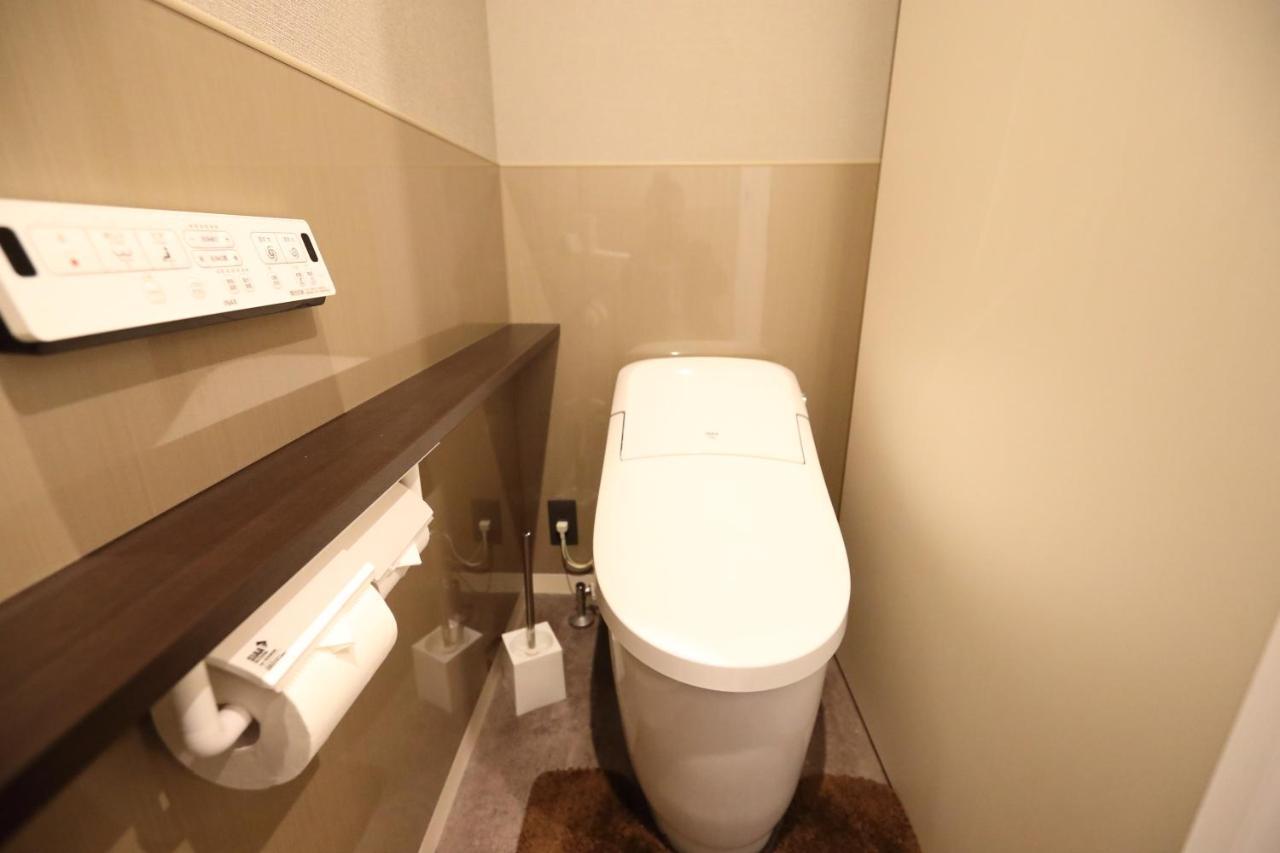 White Crystal Roomb Fukuoka  Exteriör bild